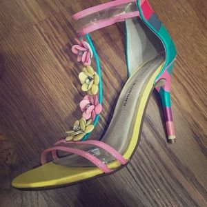 Chinese Laundry sz 8 multi color heels
